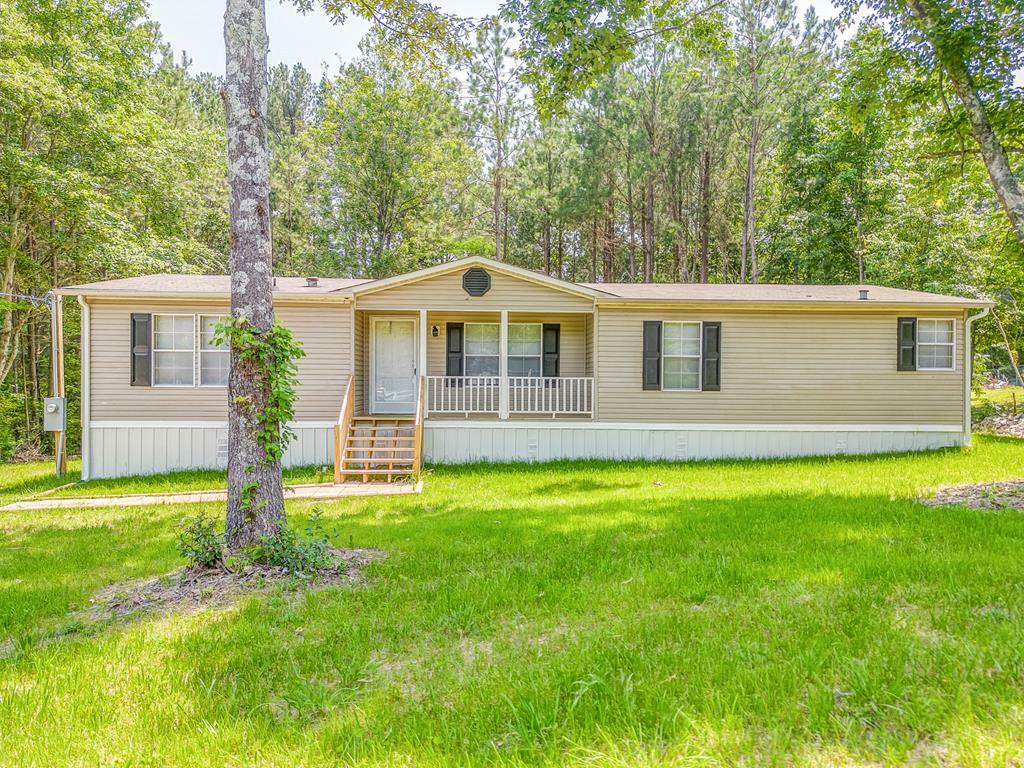 Property Photo: 1243 Derby Drive GA 30710