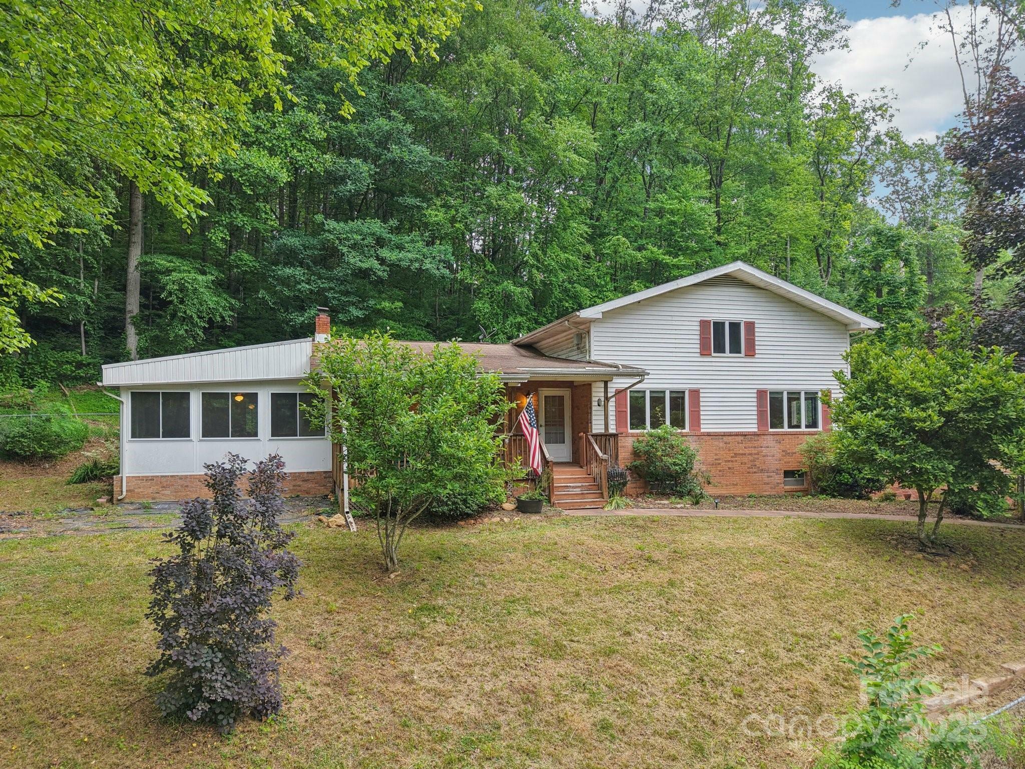 169 Sunshine Cove Road  Waynesville NC 28785 photo