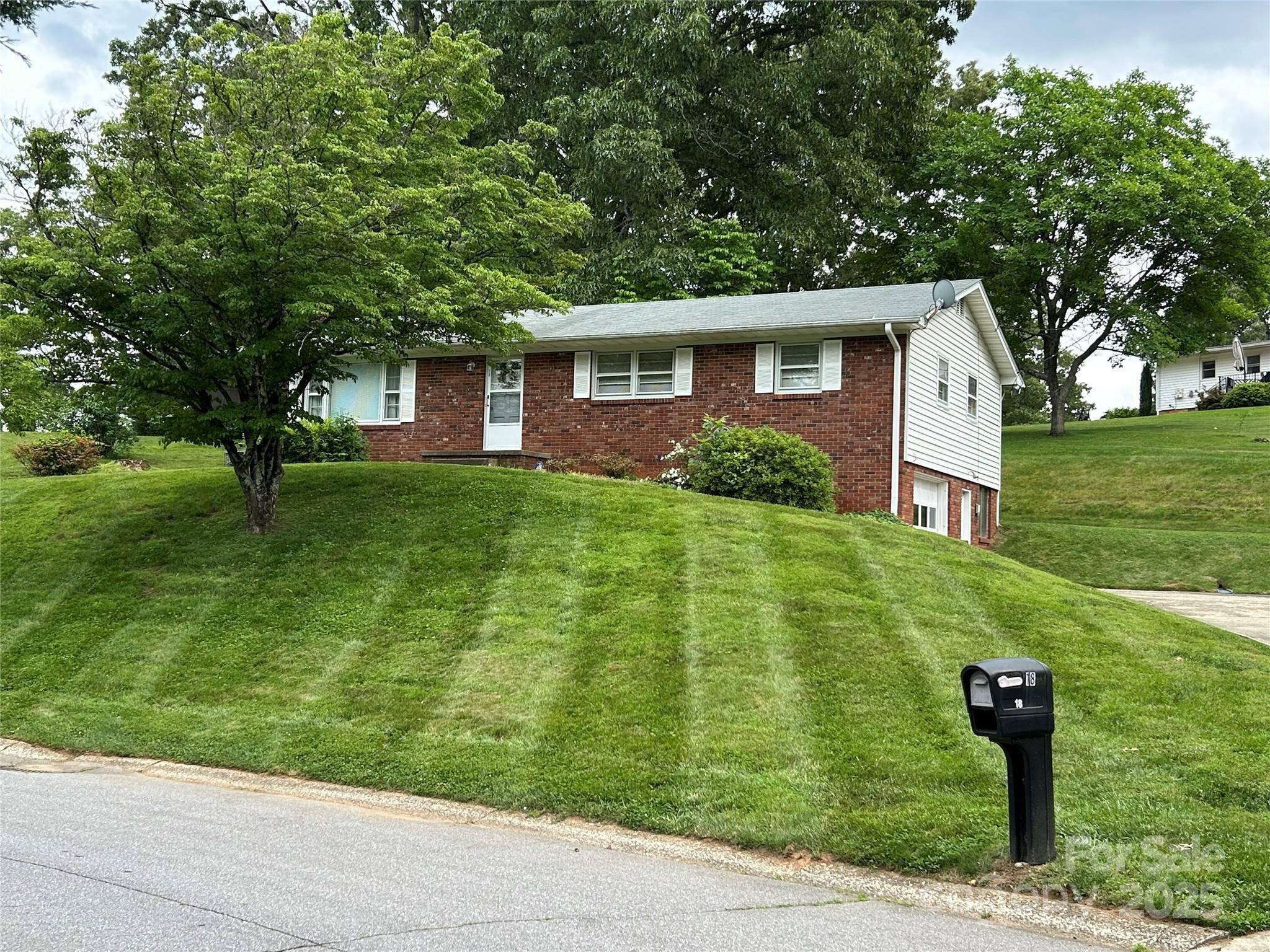 Property Photo: 18 Sheppard Drive NC 28806