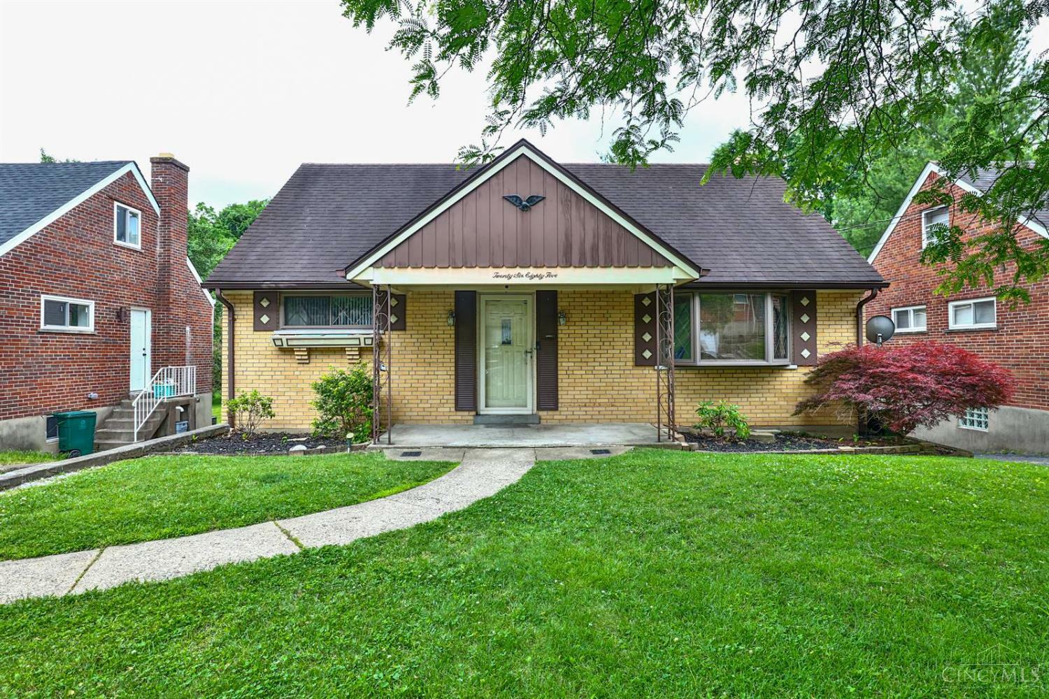 Property Photo: 2685 McKinley Avenue OH 45211