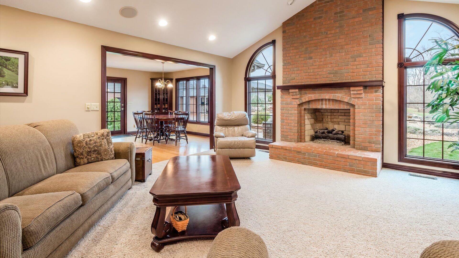 Property Photo: 1095 Fairview Road OH 43701