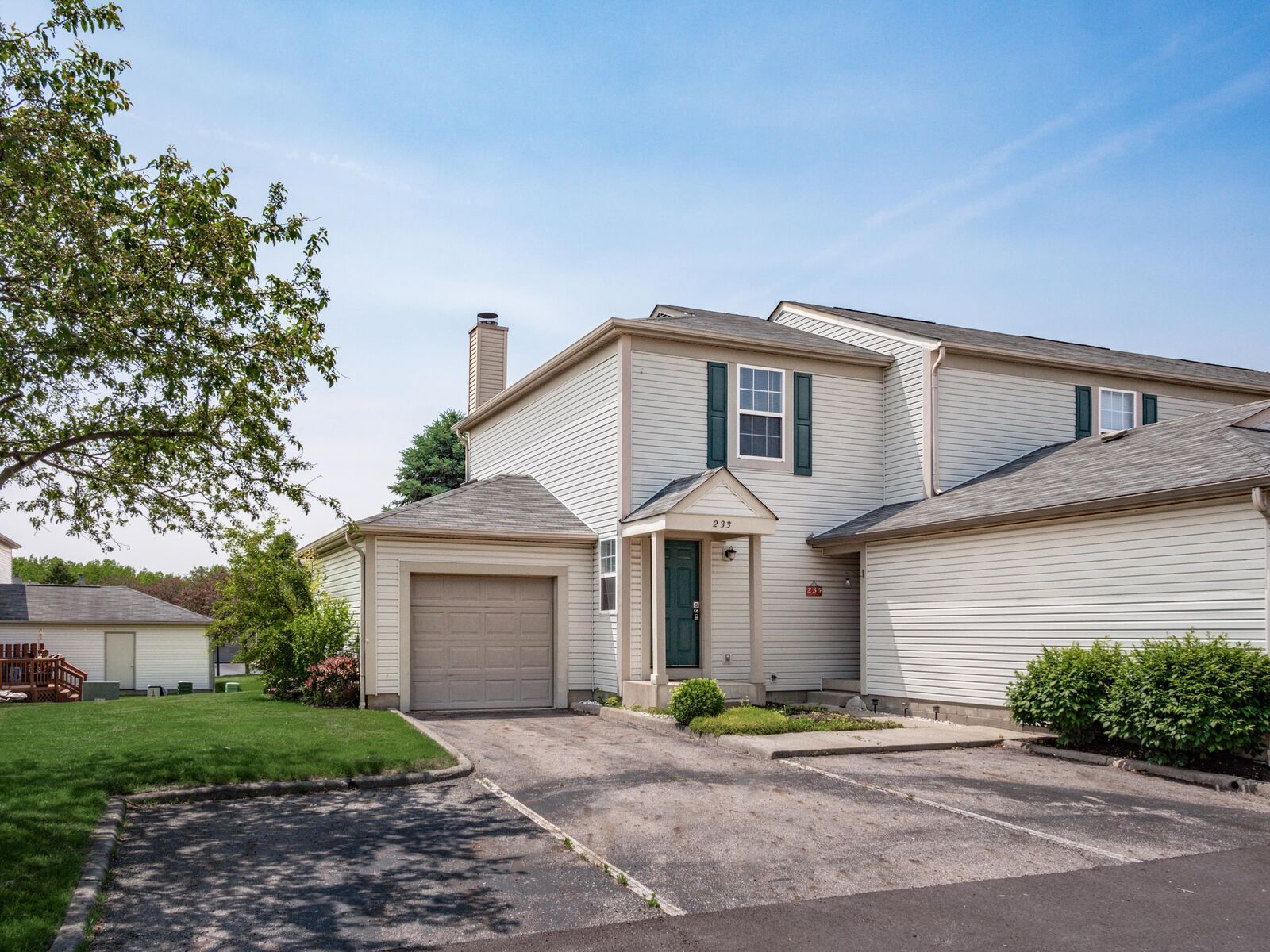 Property Photo: 233 Malloy Lane OH 43004