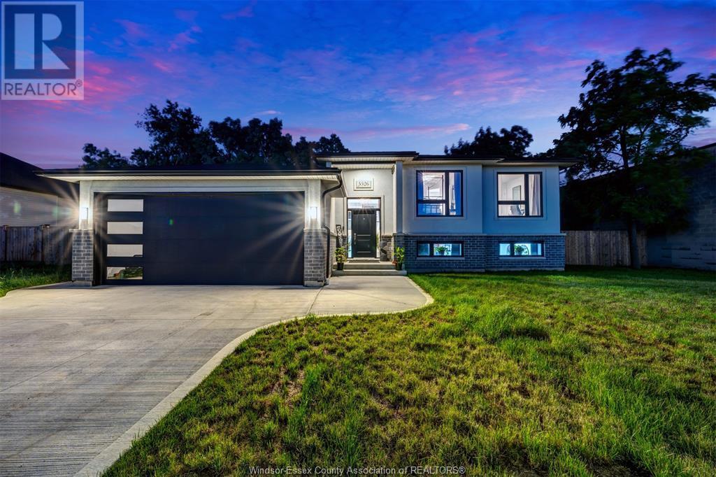 Property Photo: 5526 Nostadt Crescent ON N0R 1A0