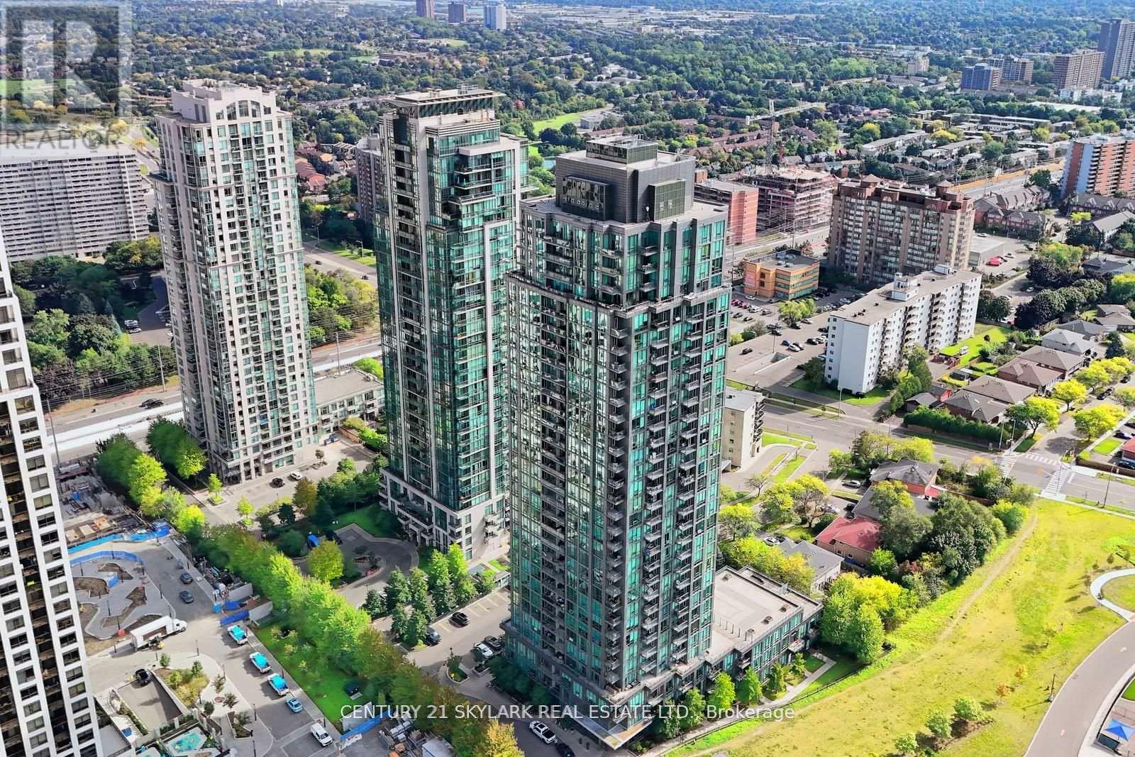 Property Photo: 3525 Kariya Drive 2902 ON L5B 0C2