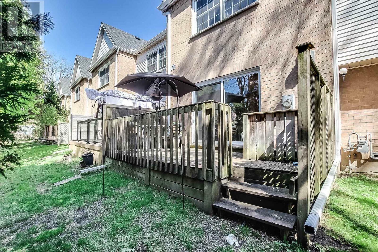 Property Photo: 1570 Richmond Street 53 ON N6G 4W2