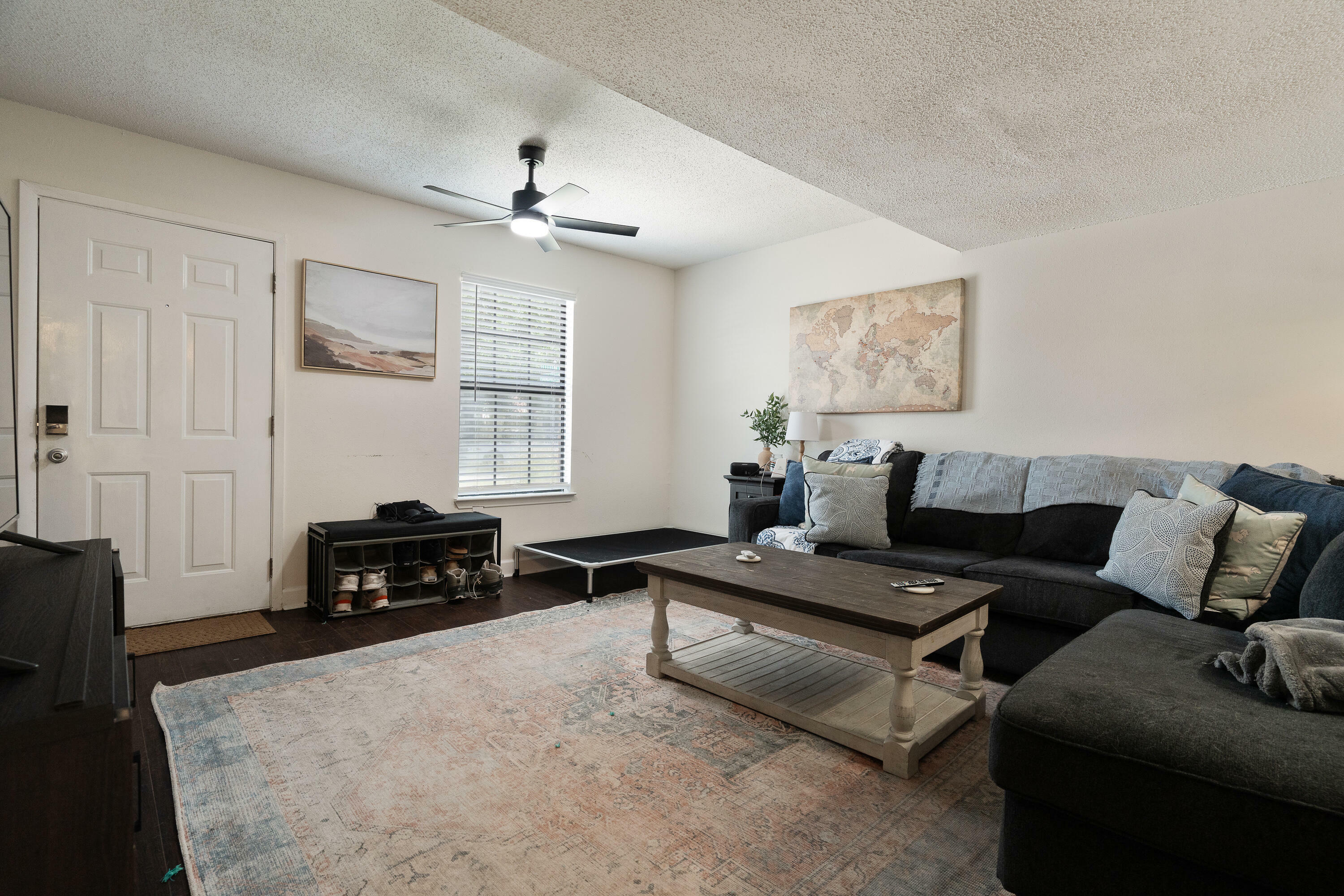 Property Photo: 412 NW Odin Lane FL 32548