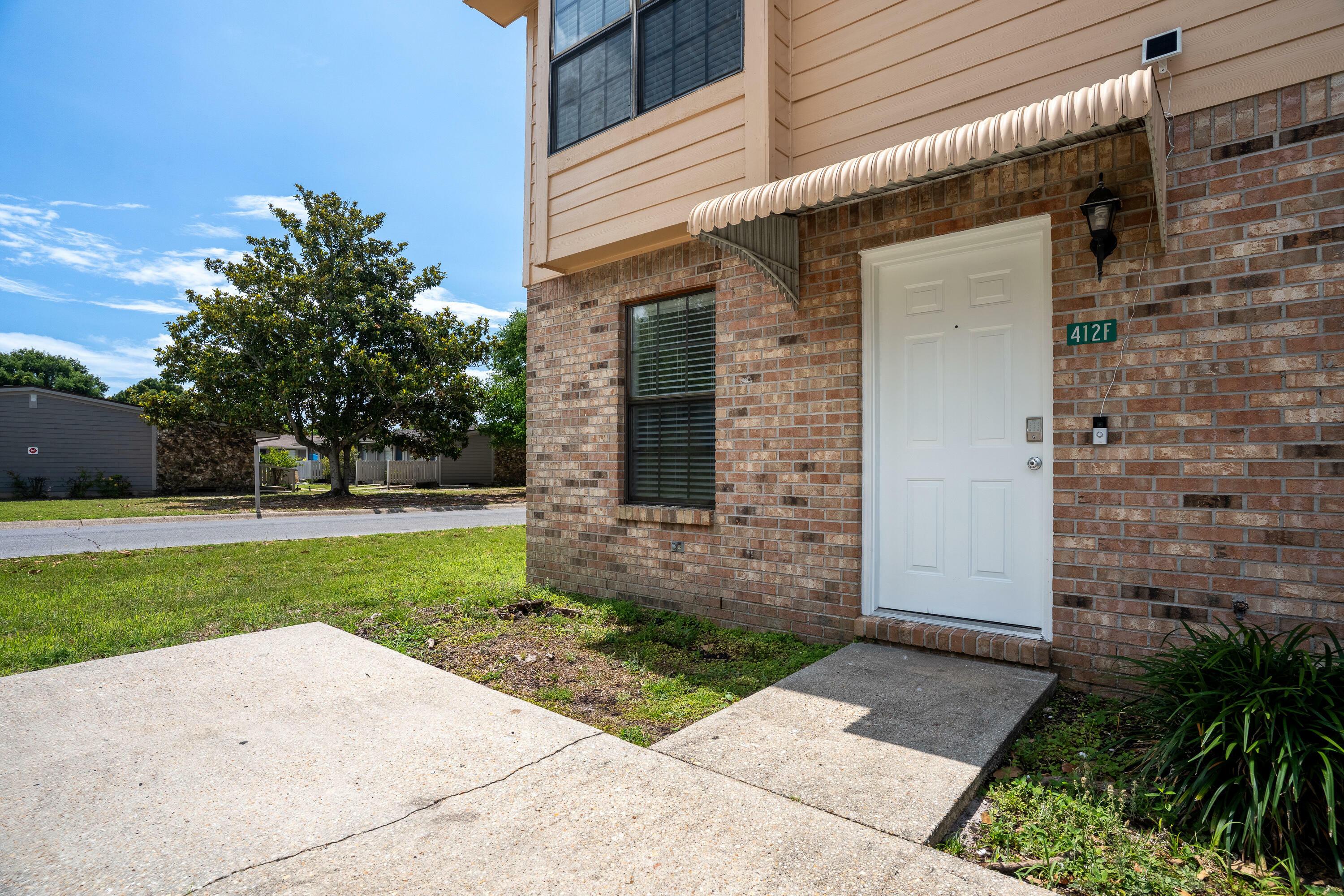Property Photo: 412 NW Odin Lane FL 32548