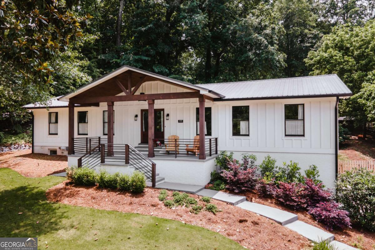 Property Photo: 499 West Lake Drive GA 30606