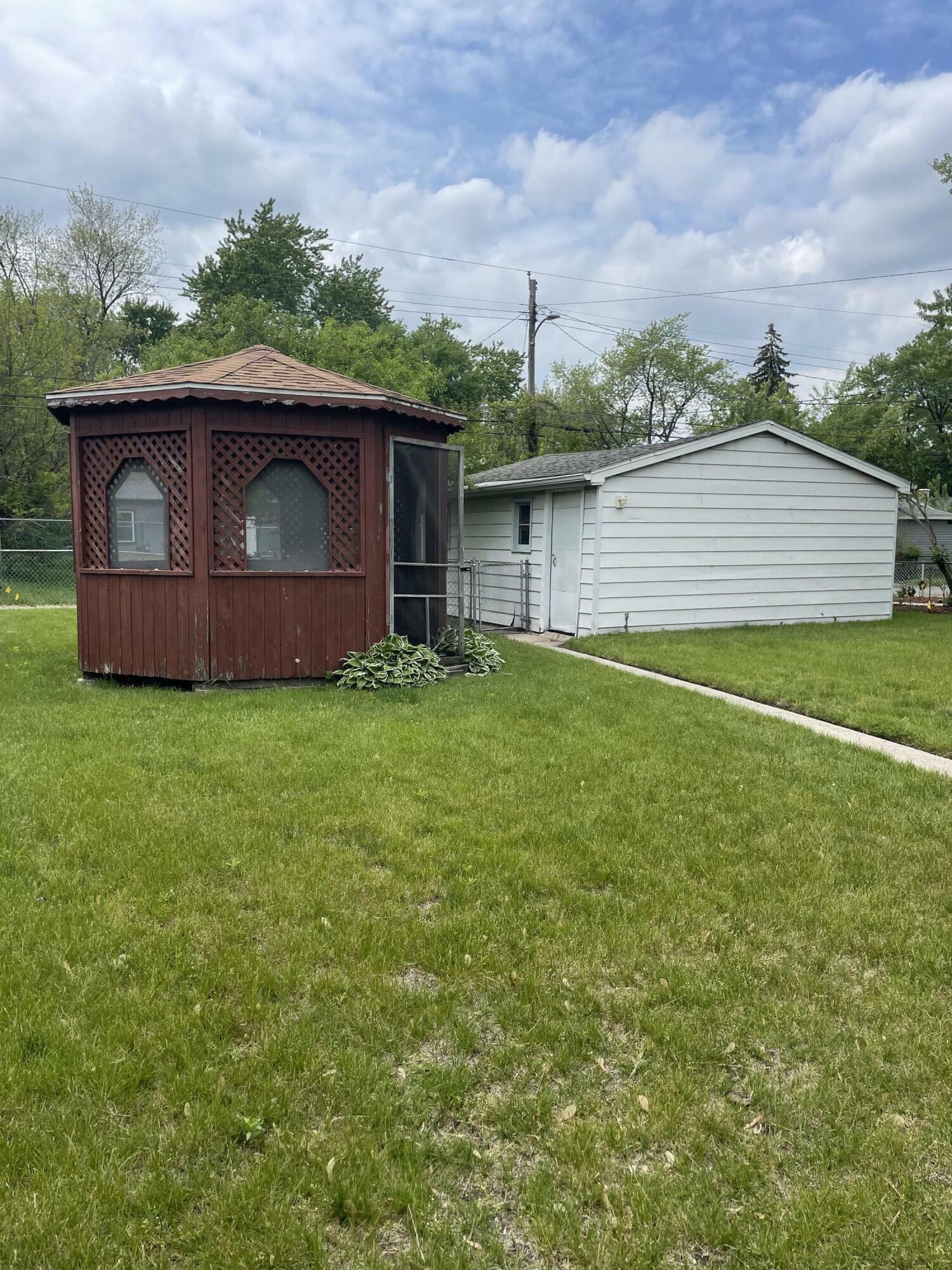 Property Photo: 6526 Rhode Island Avenue IN 46323
