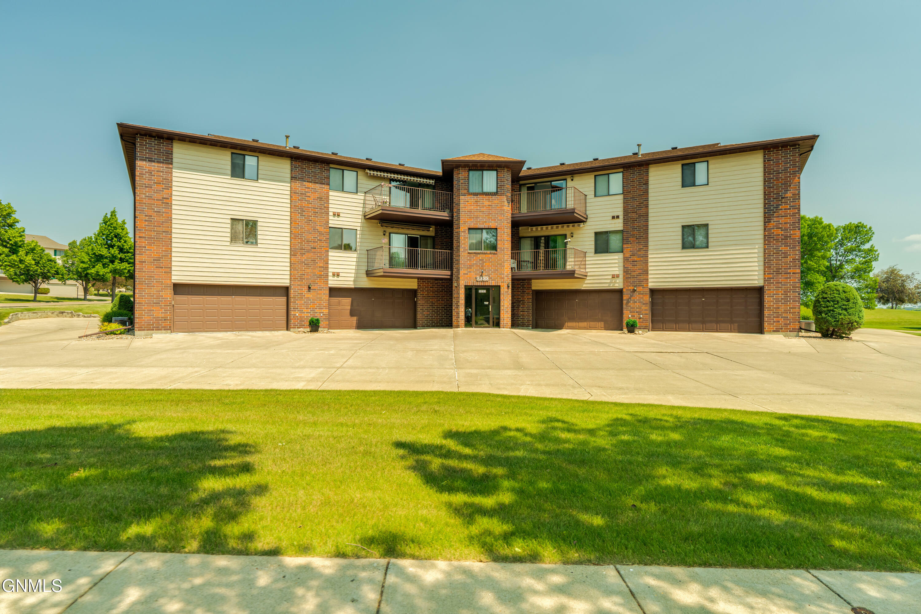 3333 Montreal Street 305  Bismarck ND 58503 photo