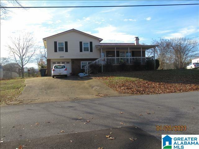 Property Photo: 2110 Hinton Drive AL 36203