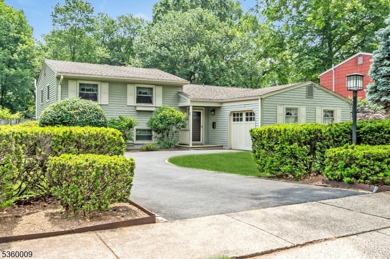 Property Photo: 47 Drake Rd NJ 08873