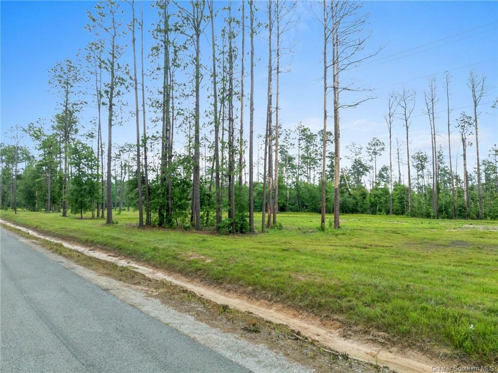 Property Photo: 0 Tract 1 Duke Hollingsworth Road LA 70657
