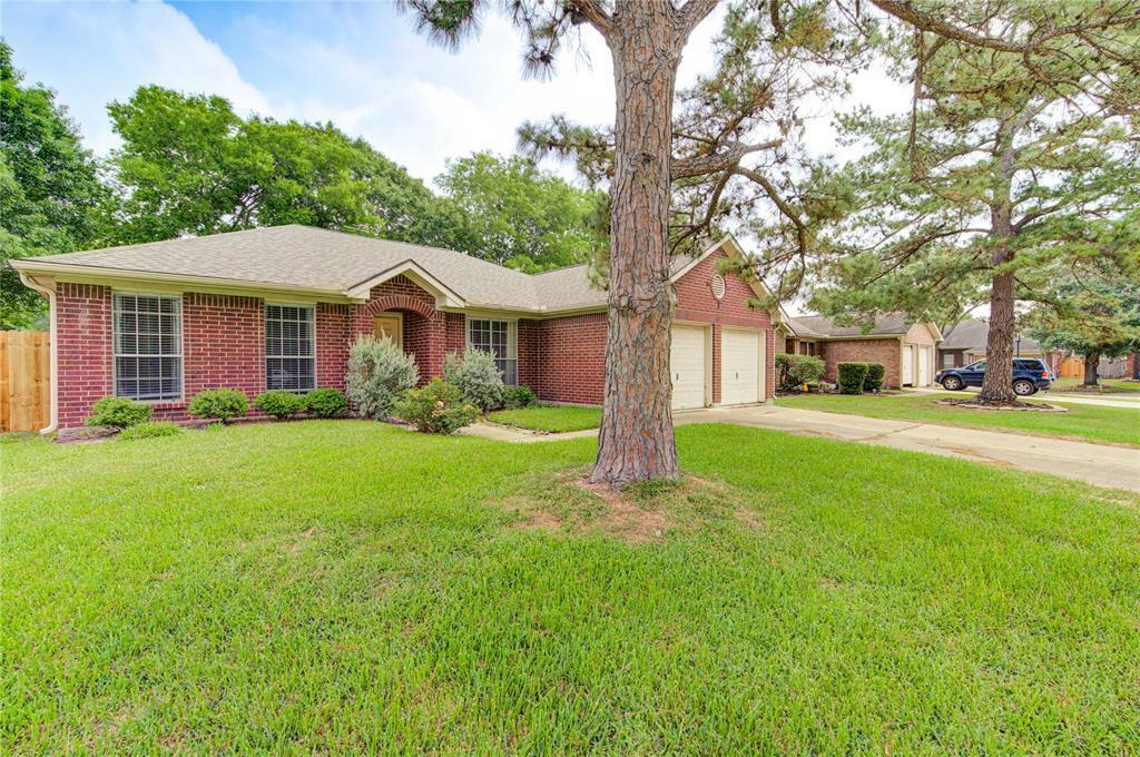 Property Photo: 24014 Whitefield Lane TX 77493