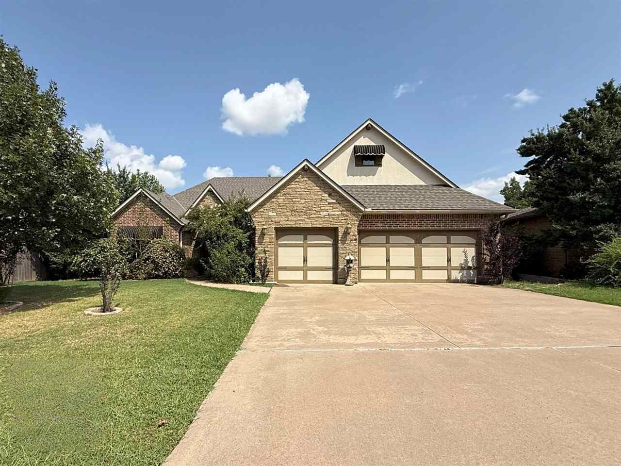 Property Photo:  13328 NW Apple Valley Dr  OK  