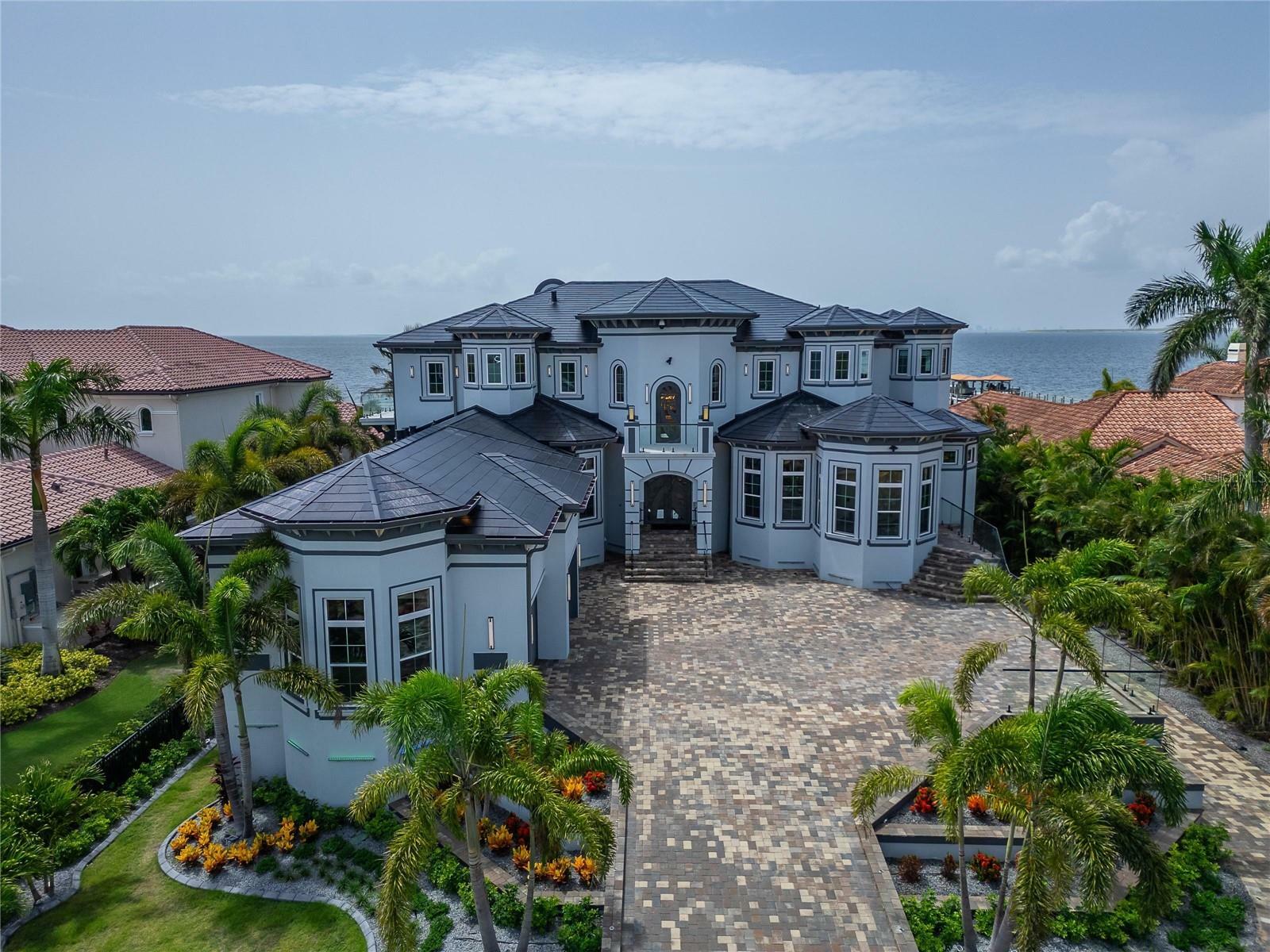 Property Photo: 6526 Surfside Boulevard FL 33572