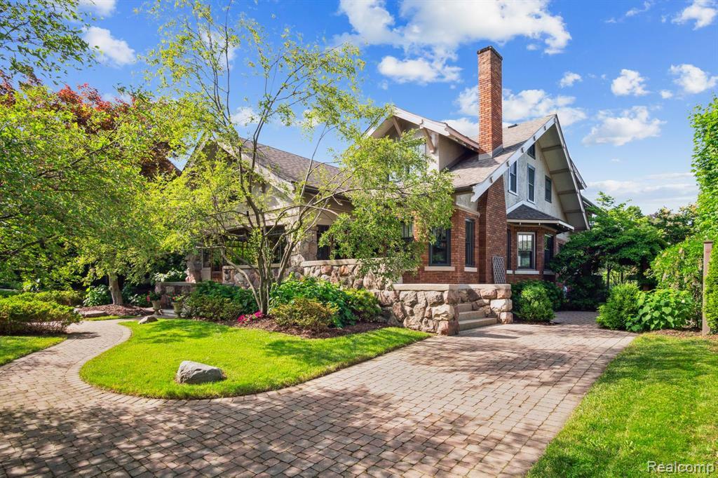 Property Photo: 954 Penniman Avenue MI 48170 1624