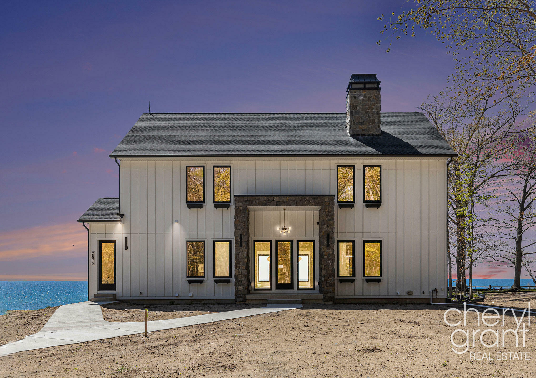 2576 Lakeshore Drive  Fennville MI 49408 photo