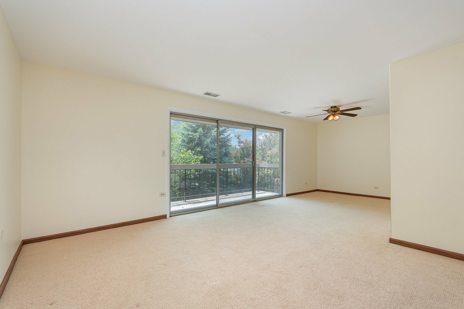 Property Photo: 5818 Wolf Road 4B IL 60558