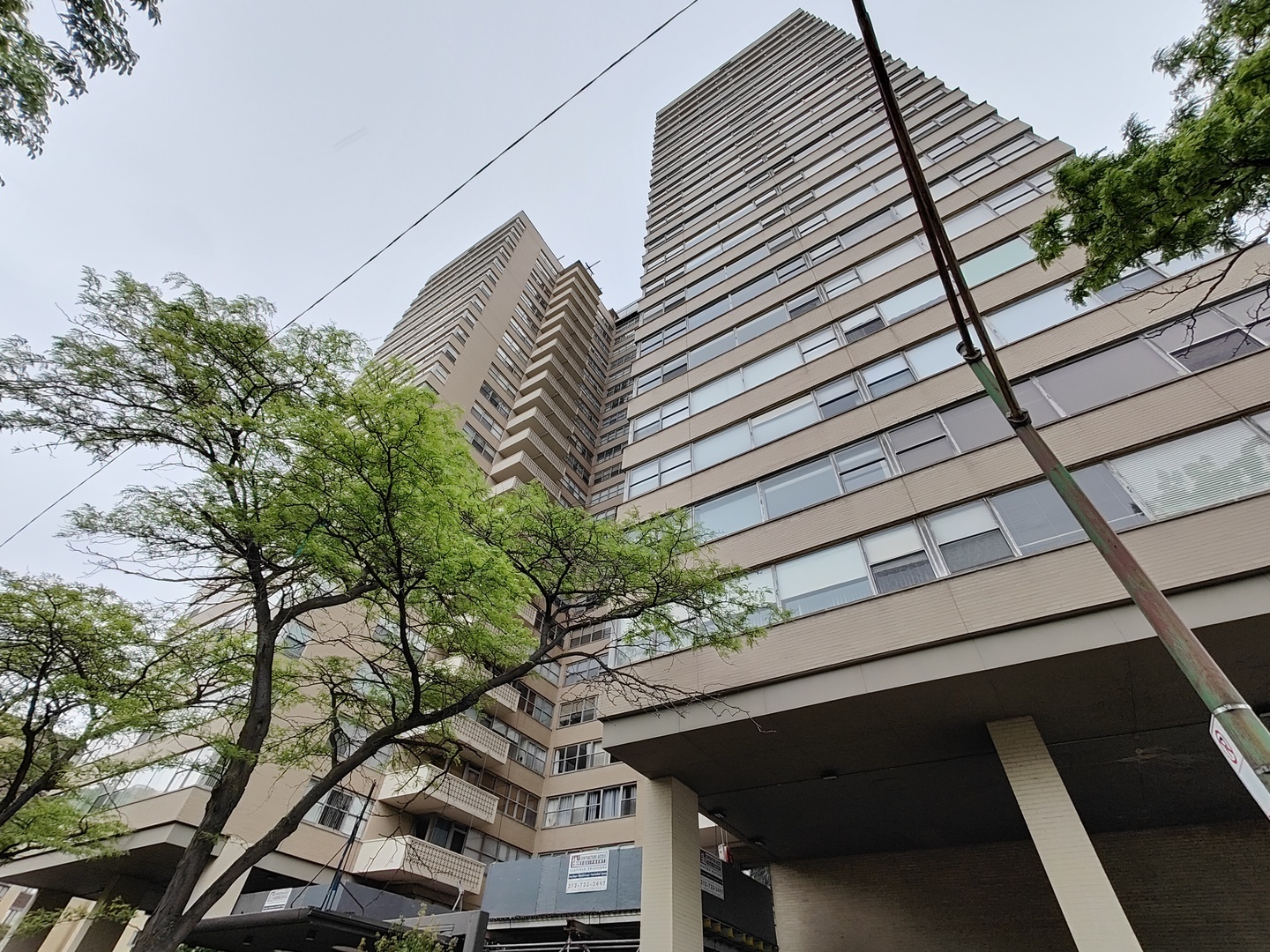 Property Photo:  6301 N Sheridan Road 15C  IL 60660 