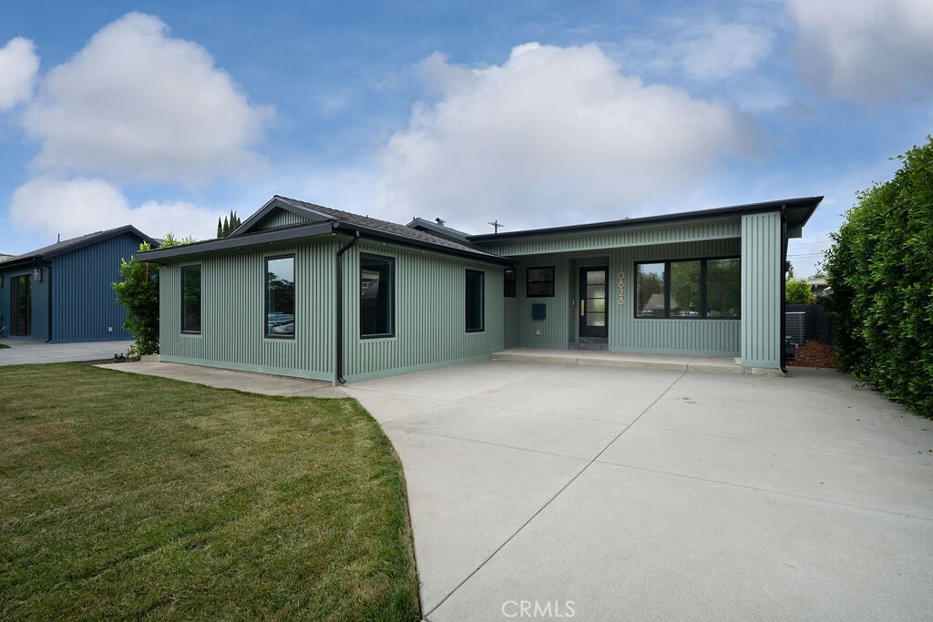 Property Photo:  10828 Hasty Avenue  CA 90241 
