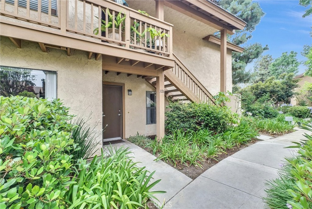 Property Photo: 326 Tangelo 323 CA 92618