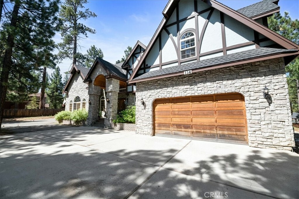 Property Photo:  114 Starvation Flats Road  CA 92315 