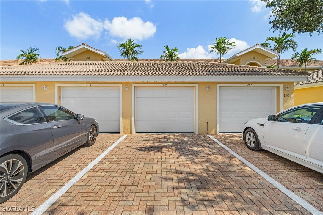 Property Photo: 1101 Winding Pines Circle 105 FL 33909