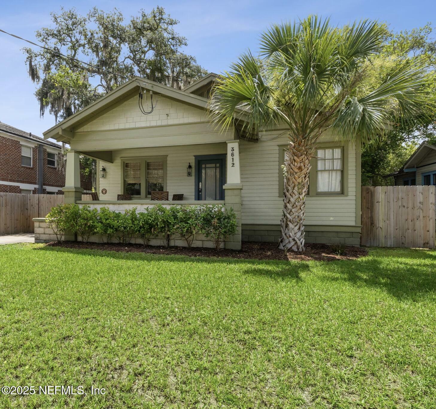 Property Photo:  3612 Riverside Avenue  FL 32205 