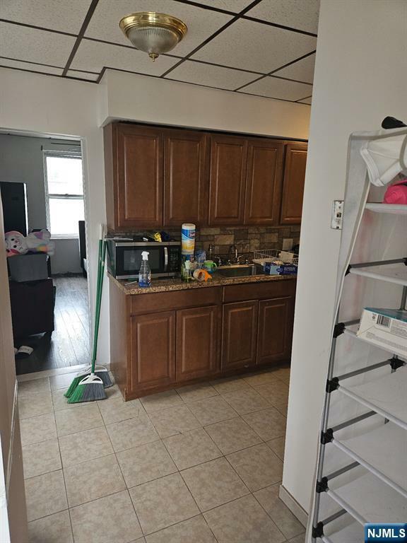 Property Photo:  208 Farnham Avenue 1R  NJ 07644 
