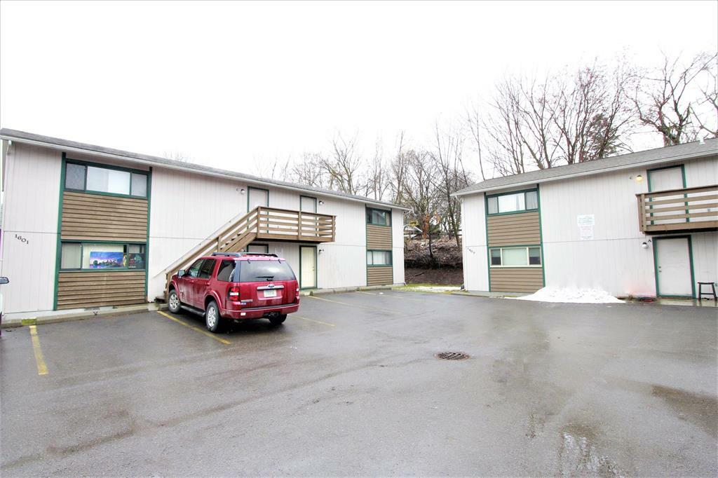 Property Photo: 1601-1607 S 3rd Street W MT 59801