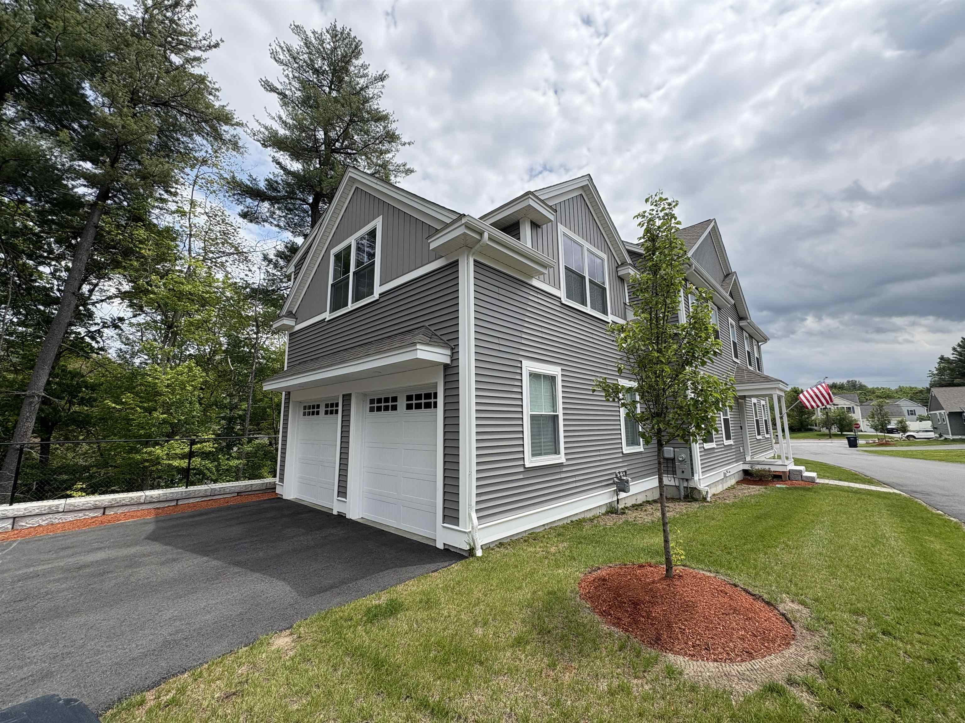 Property Photo: 3 Theresa Way NH 03062