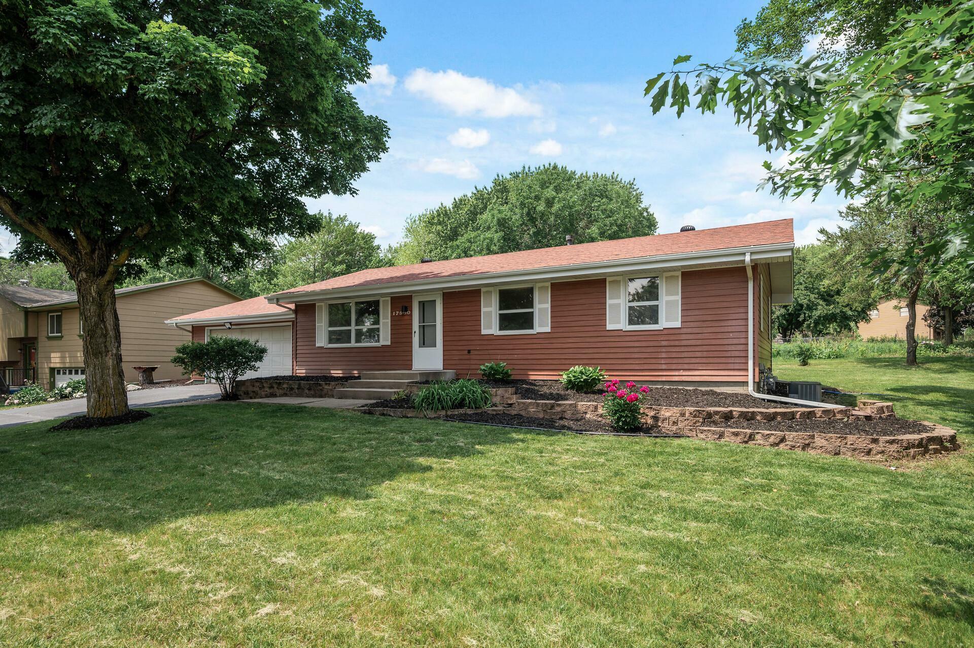 Property Photo:  17900 Weaver Lake Drive  MN 55311 