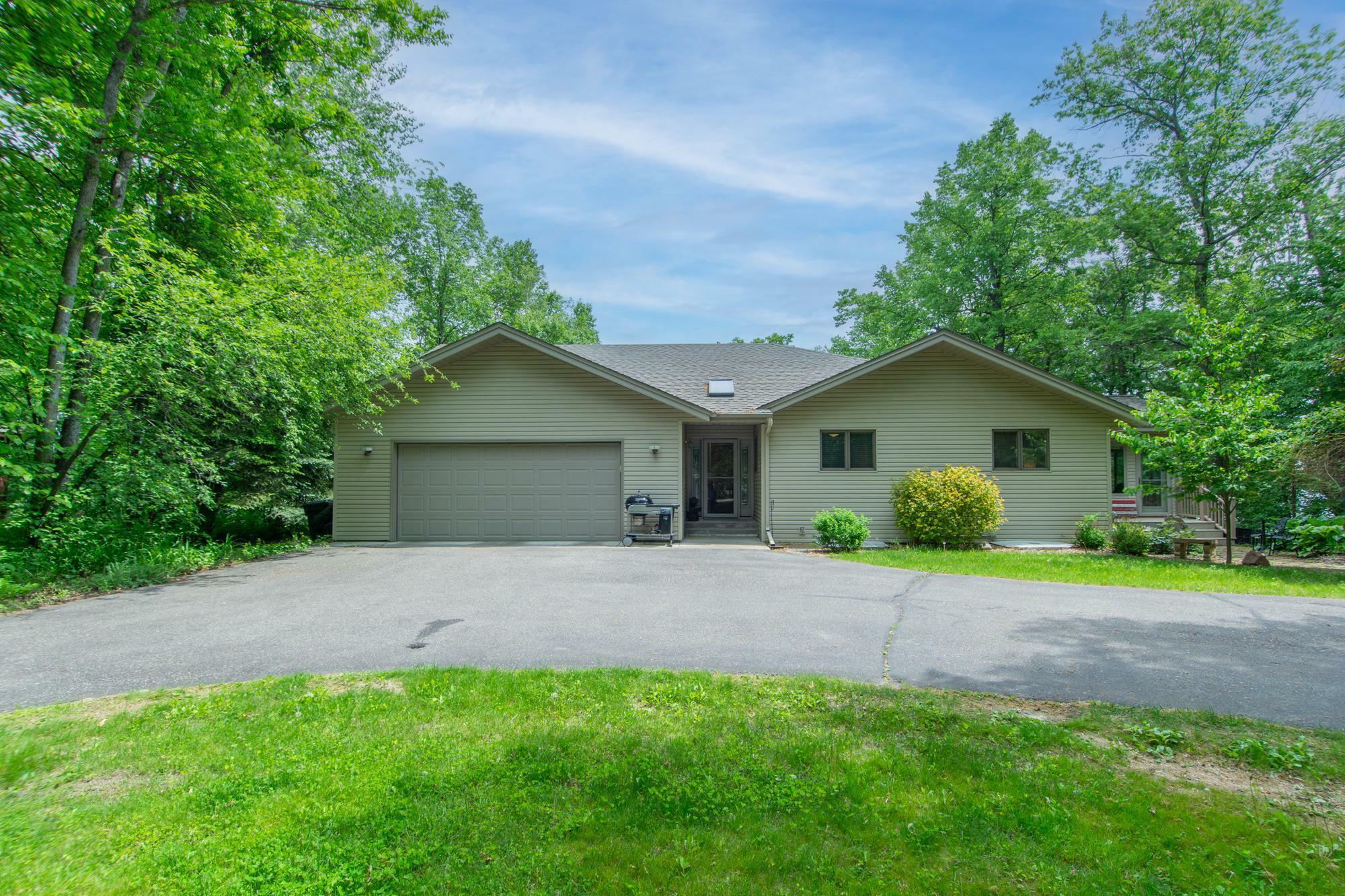 Property Photo: 27488 Ridgewood Drive MN 56465