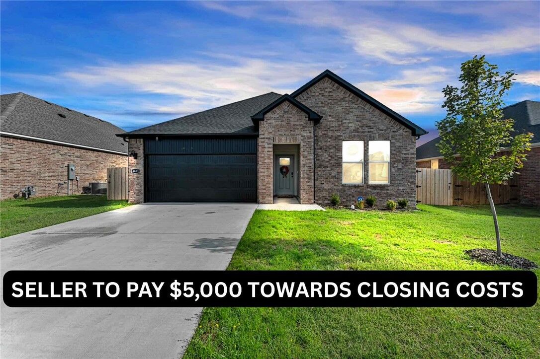 Property Photo:  4401 Agave Avenue  AR 72764 