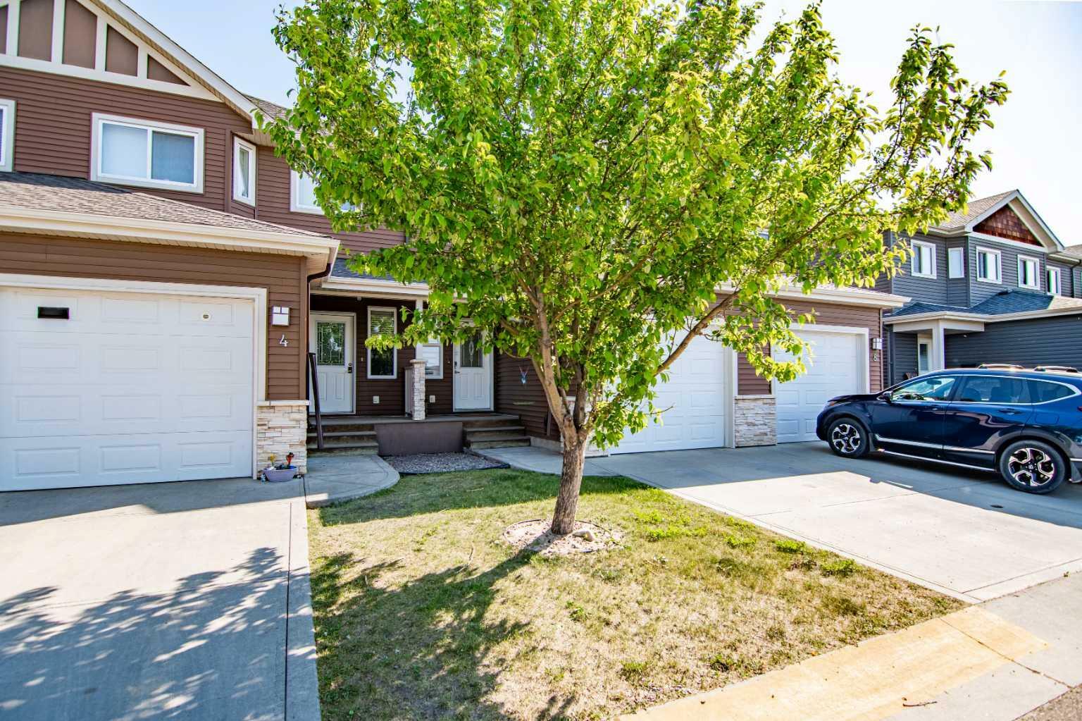 Property Photo: 76 Terrace Heights Drive 6 AB T4L 0E5