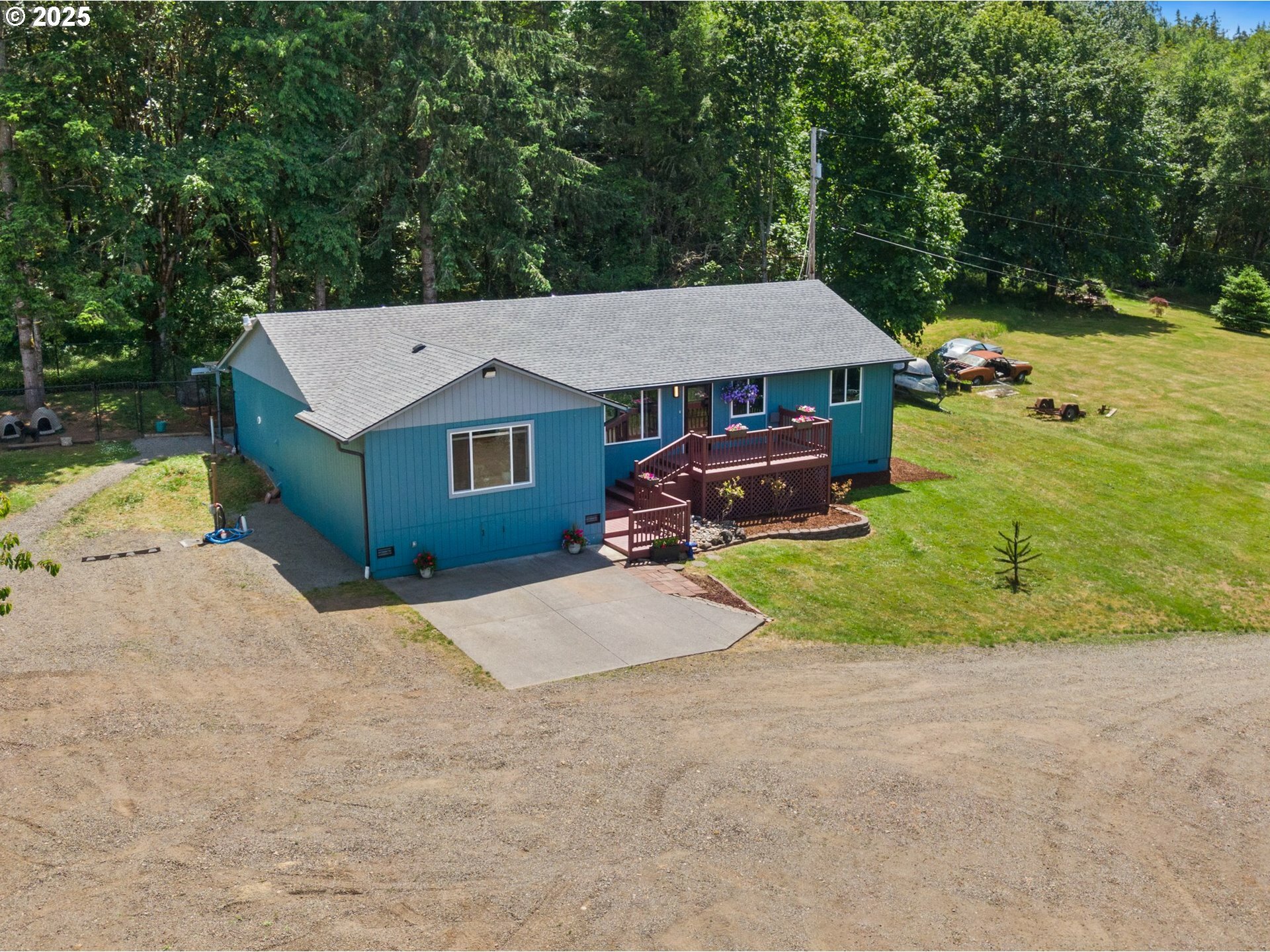 Property Photo: 19096 Beaver Falls Rd OR 97016