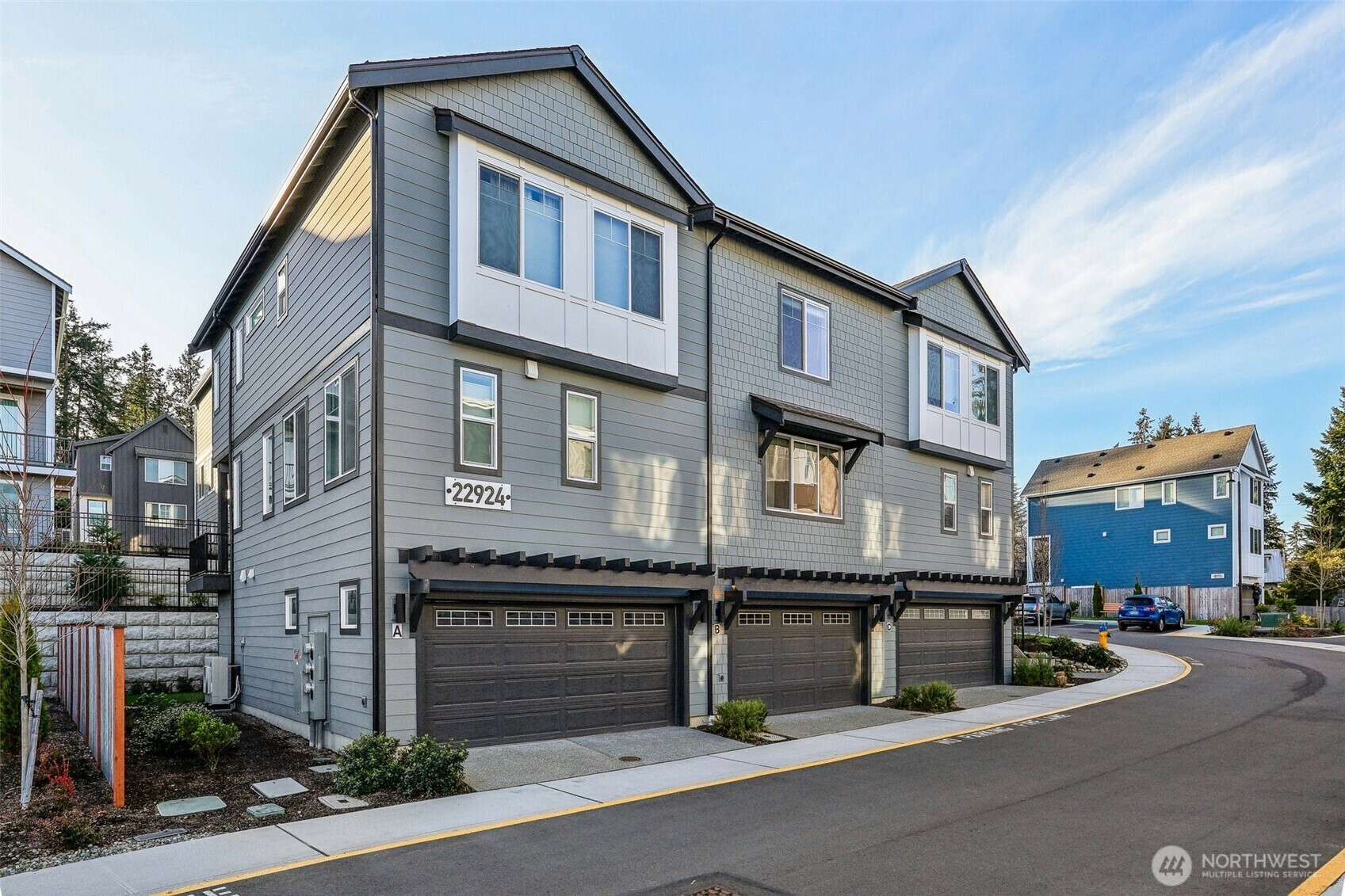 Property Photo:  22924  80th Place W B  WA 98026 