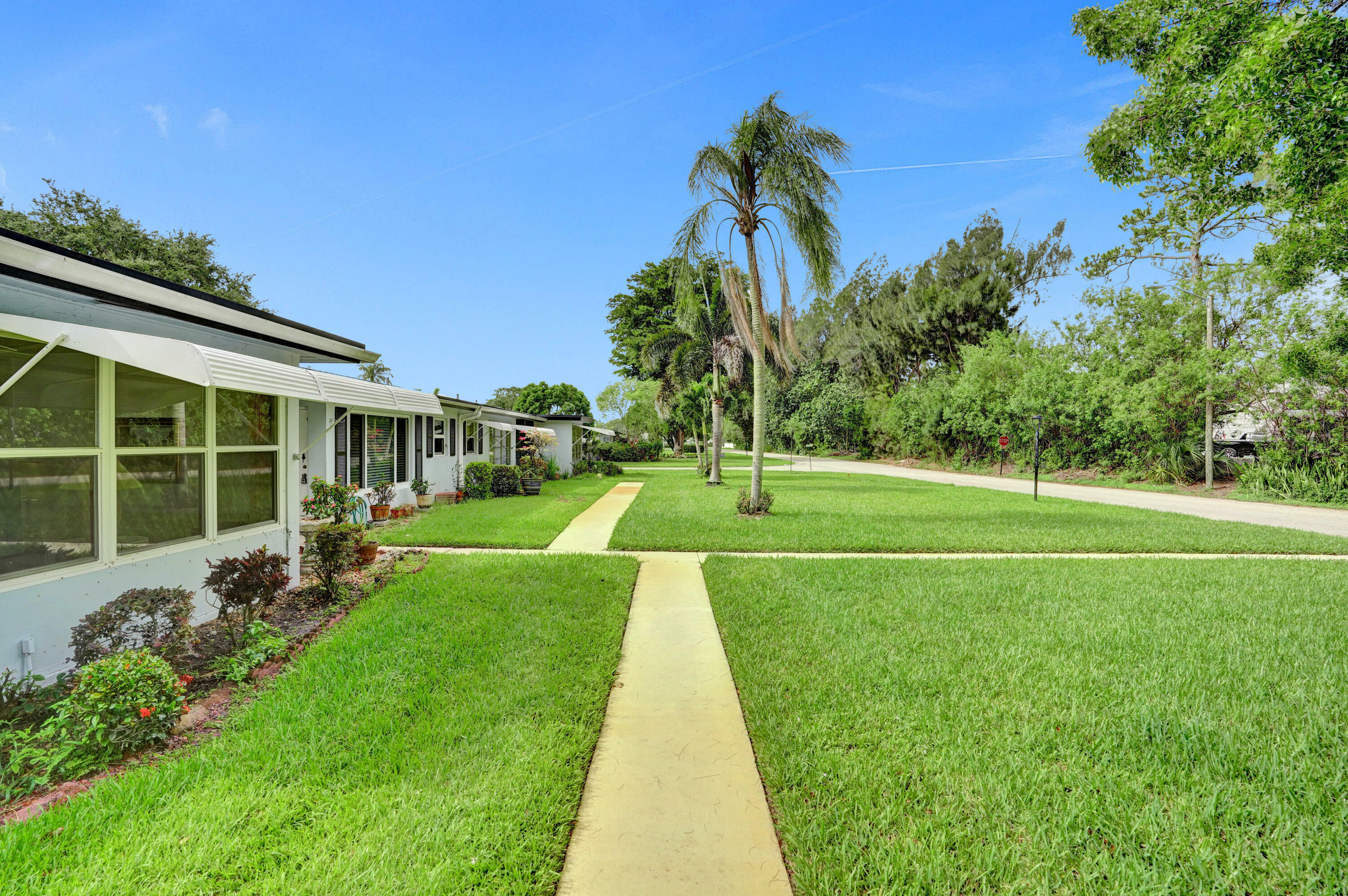 Property Photo: 505 High Point Boulevard N A FL 33445