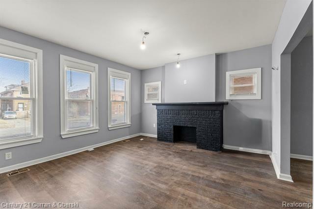 Property Photo: 2633 Monterey Street MI 48206