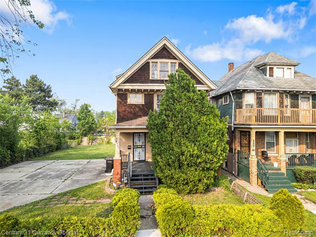 Property Photo: 3054 Cadillac Boulevard MI 48214