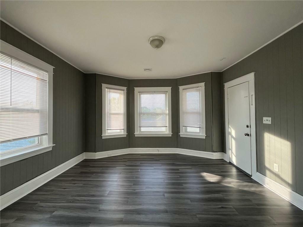 Property Photo: 70 Oliver Street 3F RI 02809