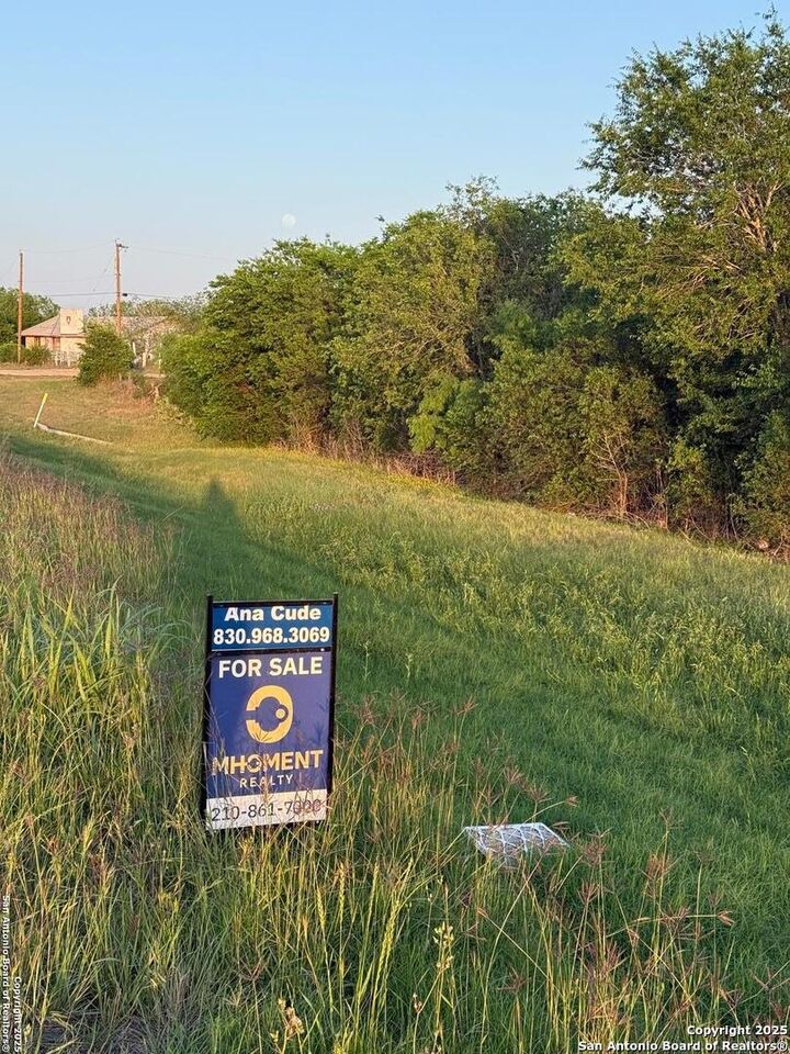 Property Photo: 4984 Loop 1604 TX 78112