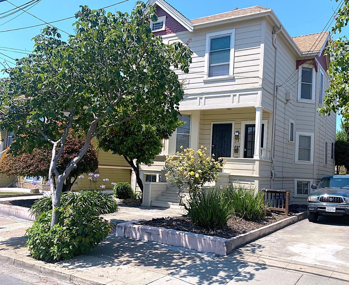 Property Photo:  155 Gifford Avenue  CA 95110 