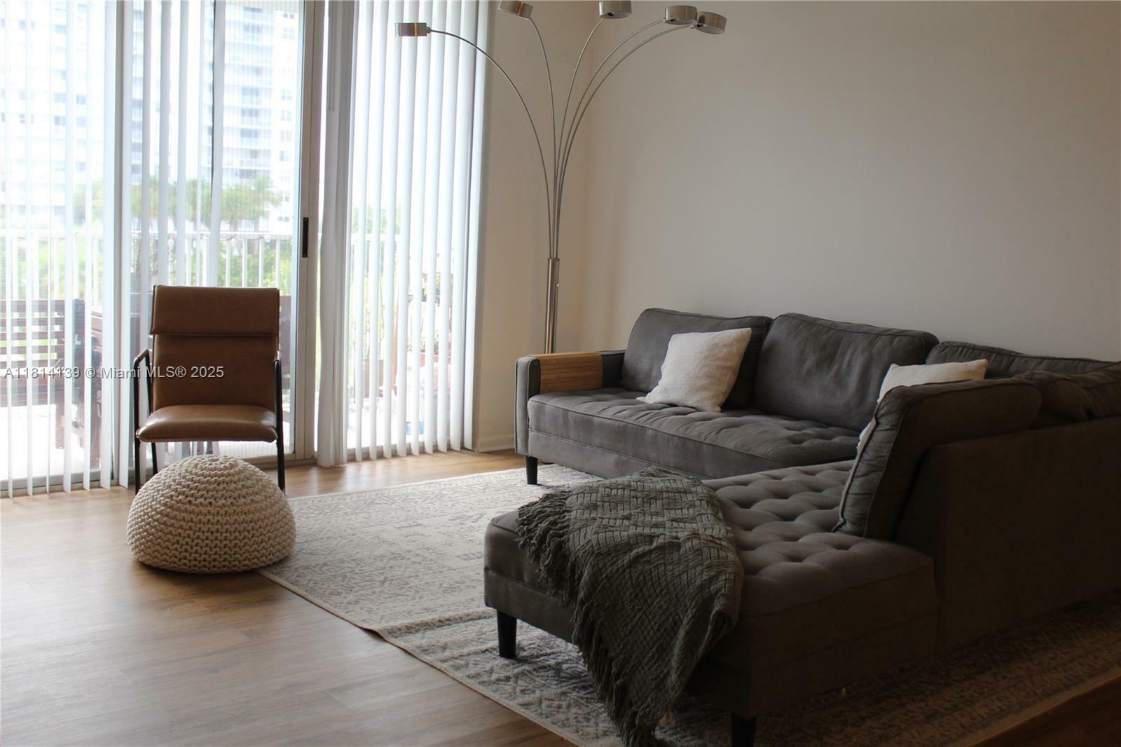 2851 NE 183rd St 414E  Aventura FL 33160 photo