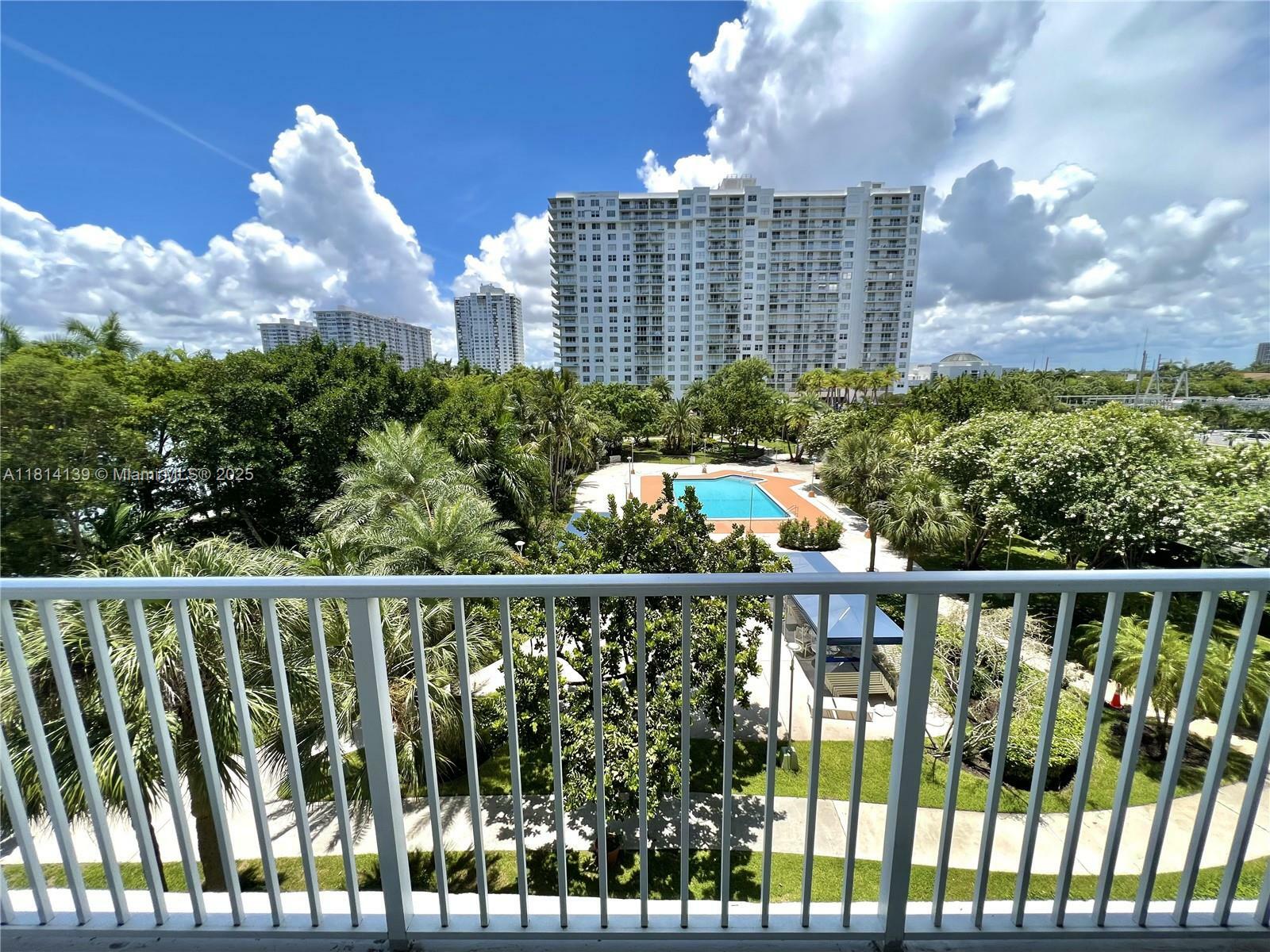 Property Photo: 2851 NE 183rd St 414E FL 33160