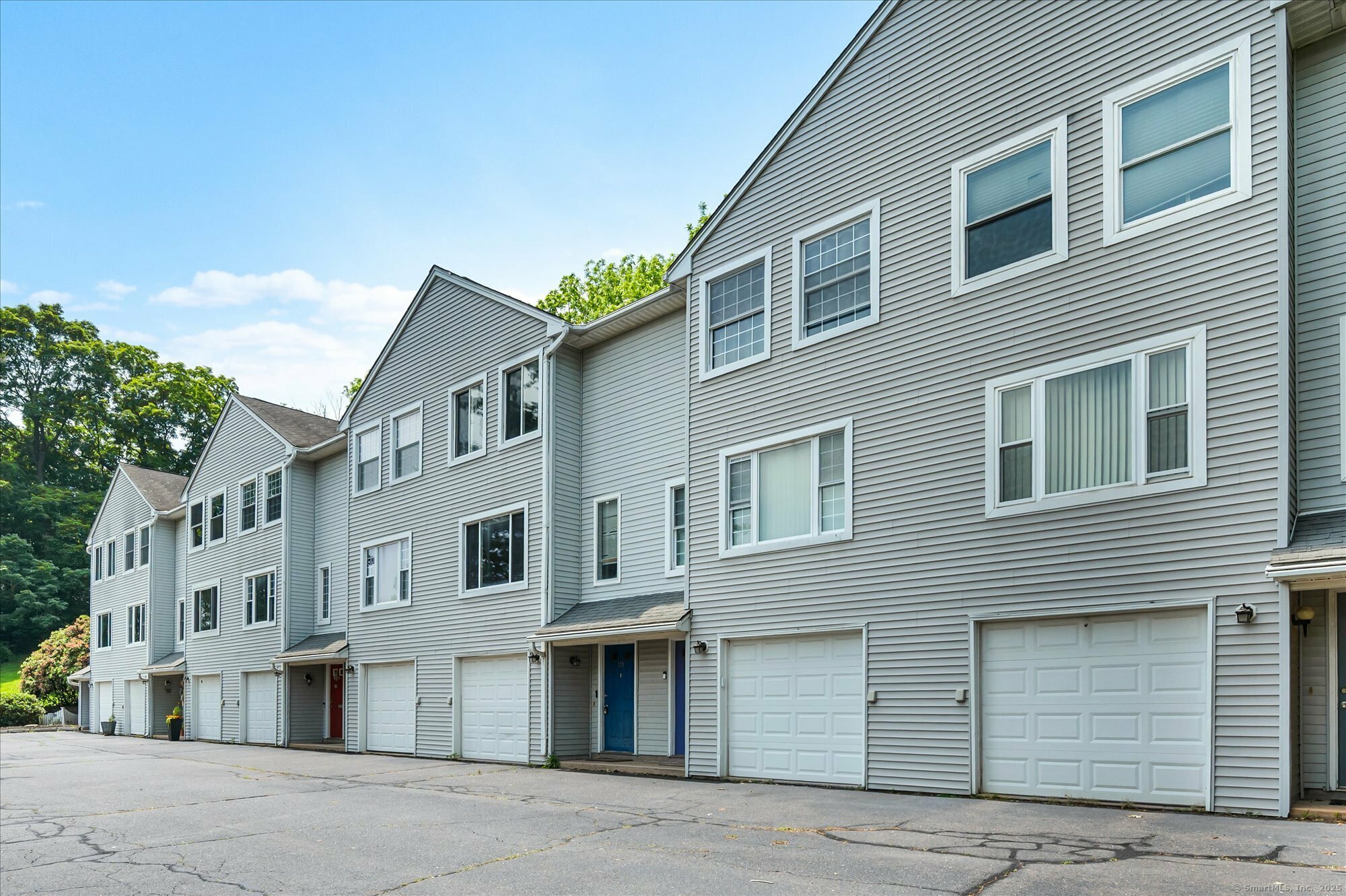 Property Photo: 129 Knowles Avenue 129 CT 06457