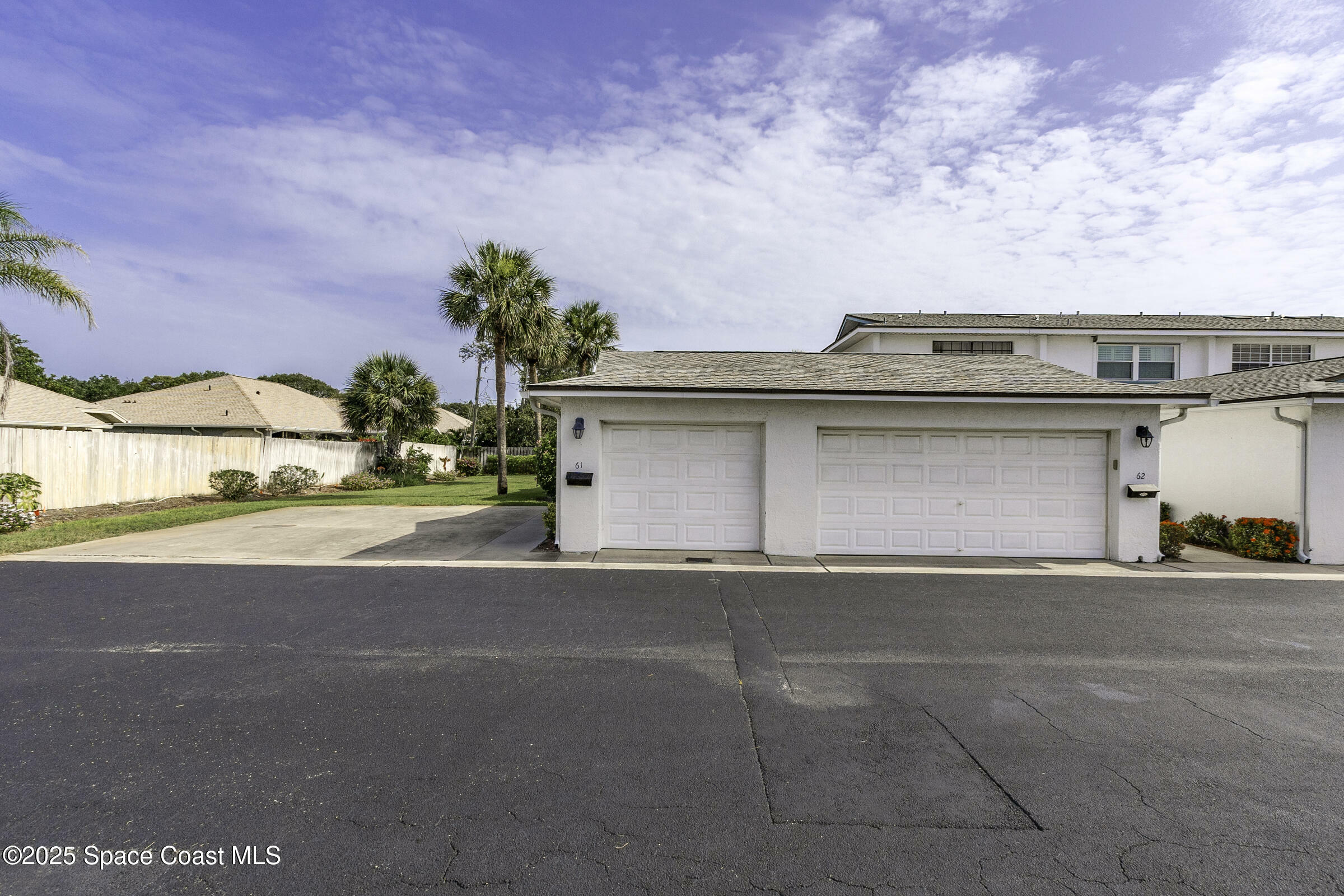 Property Photo: 290 Paradise Boulevard FL 32903
