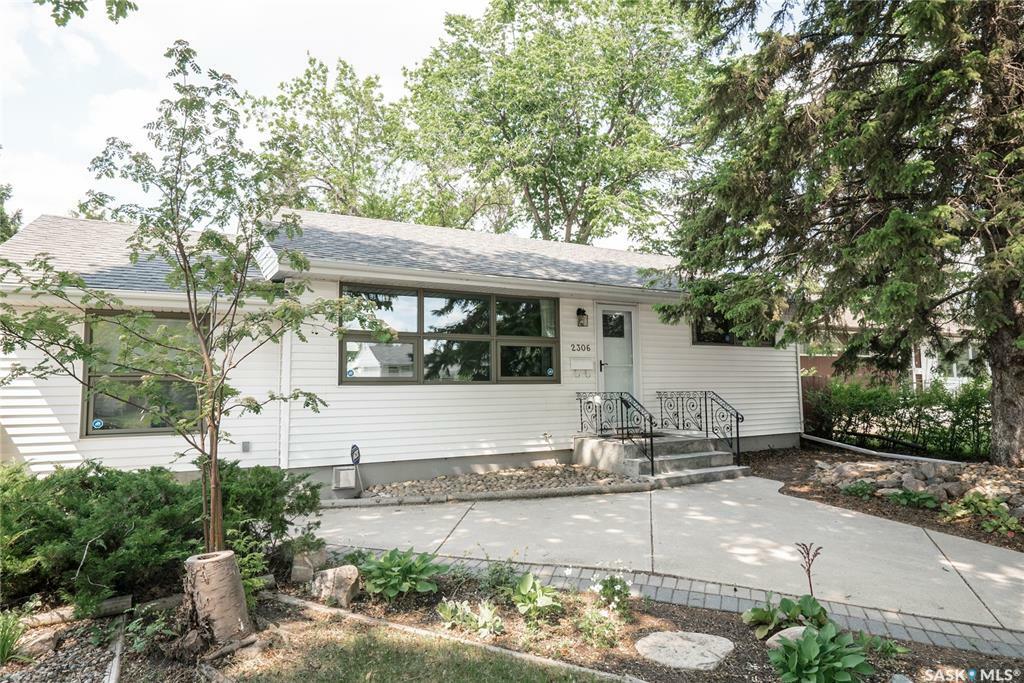 2306 Hanover Avenue  Saskatoon SK S7J 1E6 photo