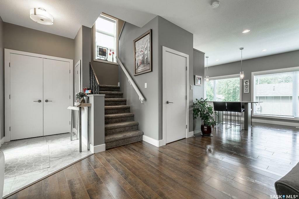 Property Photo: 2126 Broadway Avenue SK S7J 0Y2